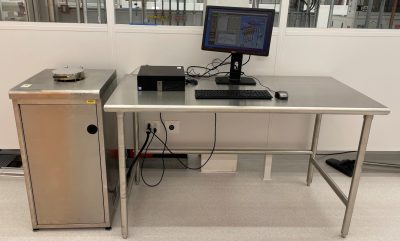 Image of Cambridge Nanotech ALD Savannah S100 System in the UConn IMS Cleanroom