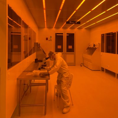 image of bay 3 in UConn IMS cleanroom showing hoods and tables